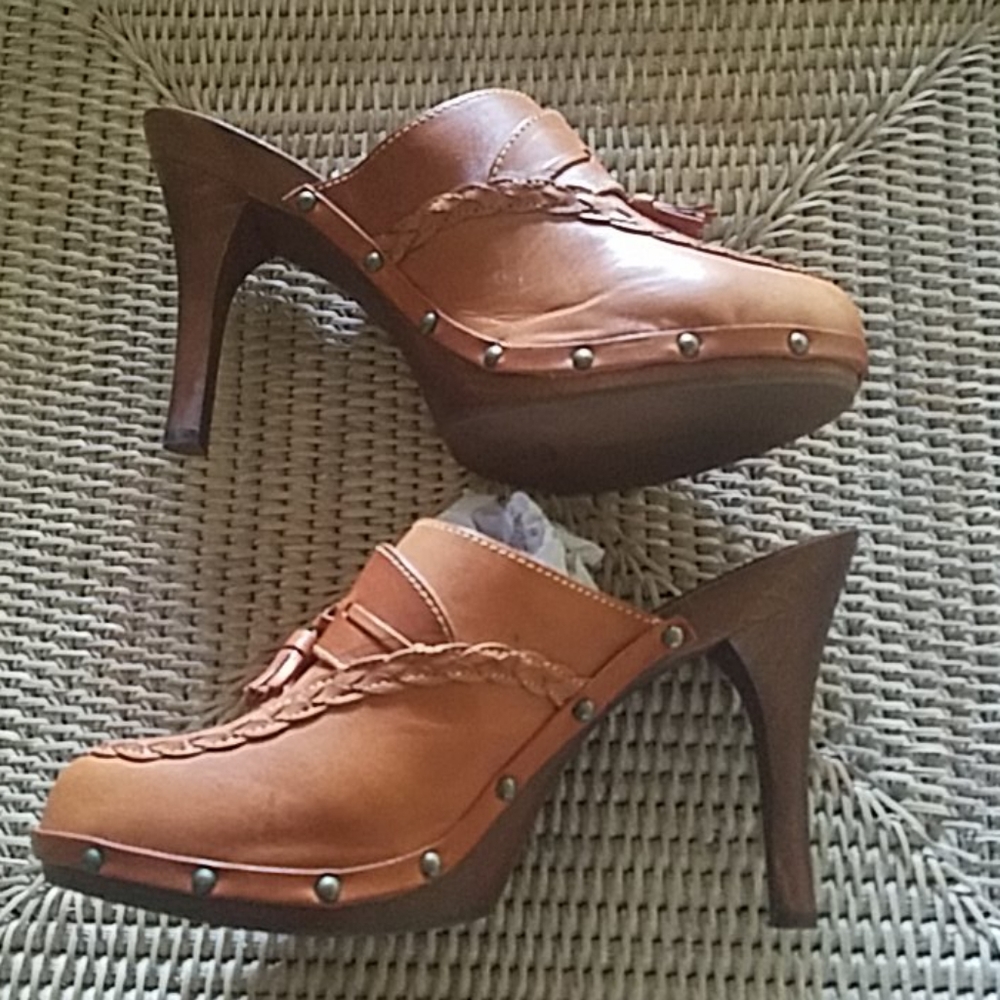 New Micheal Kors heels